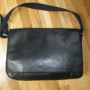 Fossil Aiden Leather Messenger Bag 